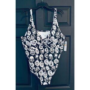 Anne Cole Women's Plus-Size Over The Shoulder One Piece Swimsuit